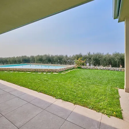 Villa Sunny Lake Suites Bardolino Exterior foto