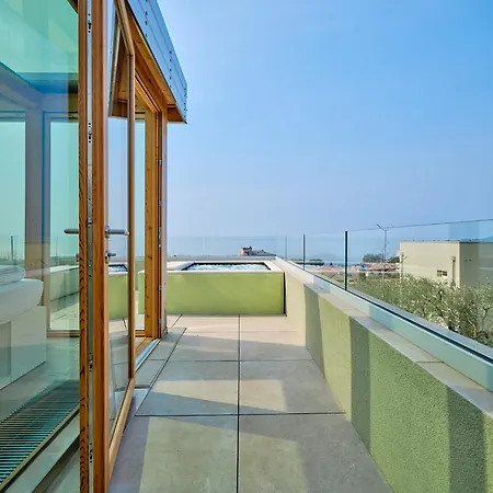 Villa Sunny Lake Suites Bardolino Exterior foto
